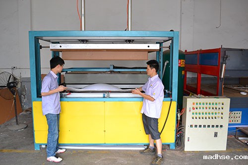 厚件高端吸塑机